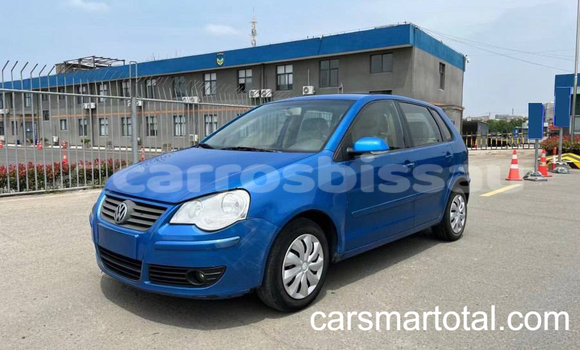 Buy Used Volkswagen Polo Blue Car in Bissau in Bissau Buy Used Volkswagen Polo Blue Car in Bissau in Bissau