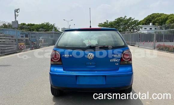 Buy Used Volkswagen Polo Blue Car in Bissau in Bissau Buy Used Volkswagen Polo Blue Car in Bissau in Bissau