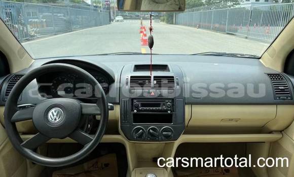 Buy Used Volkswagen Polo Blue Car in Bissau in Bissau Buy Used Volkswagen Polo Blue Car in Bissau in Bissau
