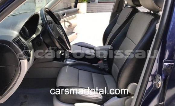 Buy Used Volkswagen Golf Blue Car in Cacheu in Cacheu Buy Used Volkswagen Golf Blue Car in Cacheu in Cacheu