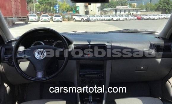 Buy Used Volkswagen Golf Blue Car in Cacheu in Cacheu Buy Used Volkswagen Golf Blue Car in Cacheu in Cacheu