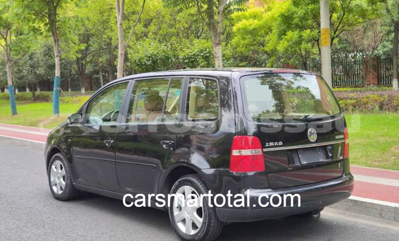 Buy Used Volkswagen Touran Silver Car in Fulacunda in Quinara Buy Used Volkswagen Touran Silver Car in Fulacunda in Quinara