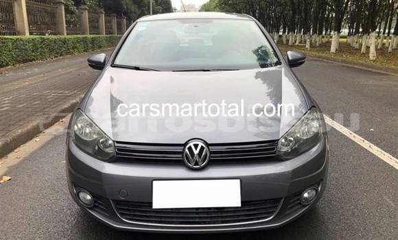 Buy Used Volkswagen Golf Silver Car in Bissau in Bissau Buy Used Volkswagen Golf Silver Car in Bissau in Bissau