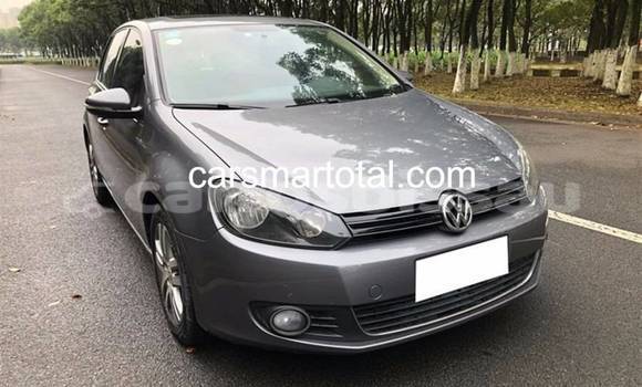 Buy Used Volkswagen Golf Silver Car in Bissau in Bissau Buy Used Volkswagen Golf Silver Car in Bissau in Bissau