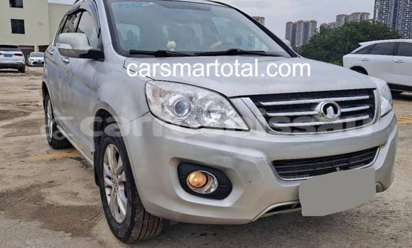 Buy Used Haval H6 Silver Car in Bissau in Bissau Buy Used Haval H6 Silver Car in Bissau in Bissau