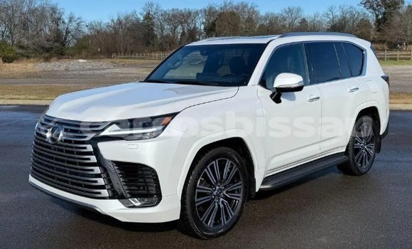Comprar Usado Lexus LX White Carro em Bolama em Bolama