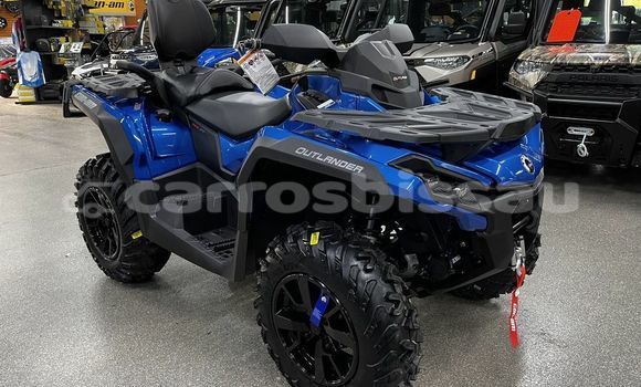 Comprar Novo Yamaha TMAX Blue Moto em Buba em Quinara Comprar Novo Yamaha TMAX Blue Moto em Buba em Quinara
