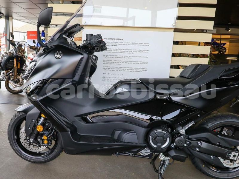 Big with watermark yamaha tmax quinara buba 92