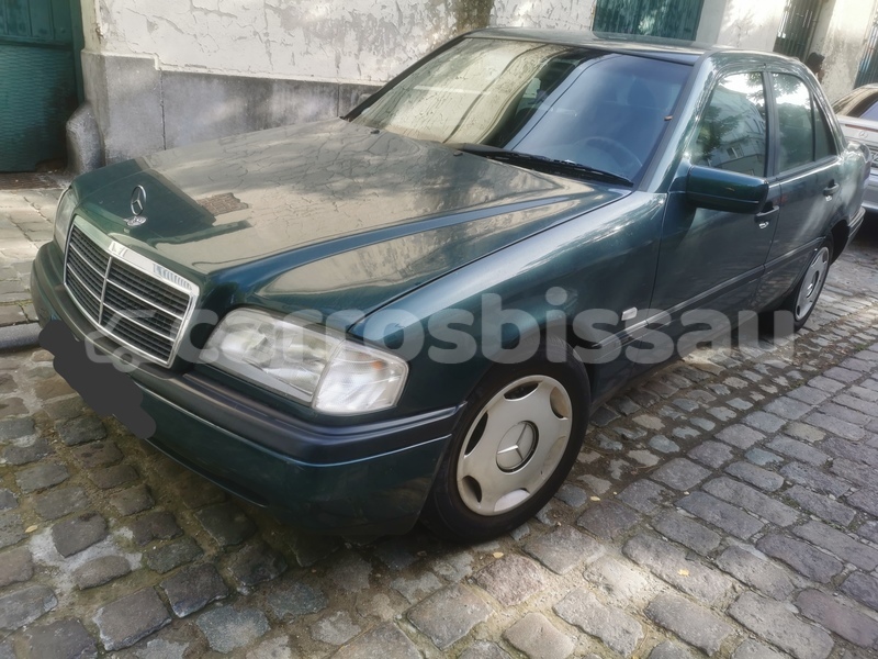 Big with watermark mercedes benz c classe bissau bissau 103
