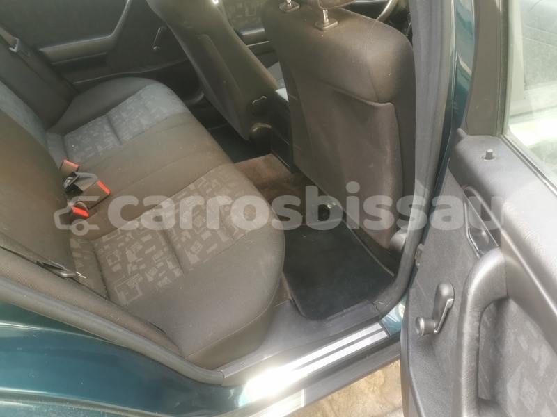 Big with watermark mercedes benz c classe bissau bissau 103