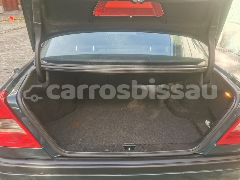 Big with watermark mercedes benz c classe bissau bissau 103