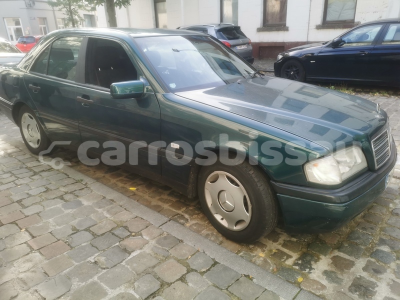 Big with watermark mercedes benz c classe bissau bissau 103