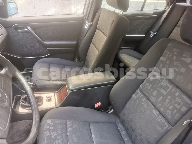 Big with watermark mercedes benz c classe bissau bissau 103